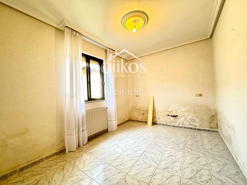 Foto a7aa654e-512b-4237-8920-5d358c665d7b. Casa amb calefacció a Gomecello