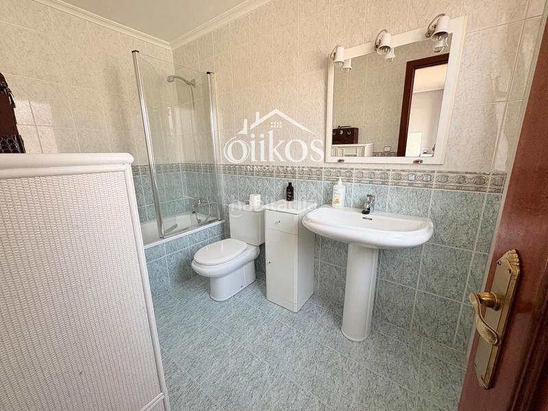 Foto 2753c833-9a31-4c68-960c-00d4f46007e5. Casa a schiera con riscaldamento parcheggio in Cabrerizos