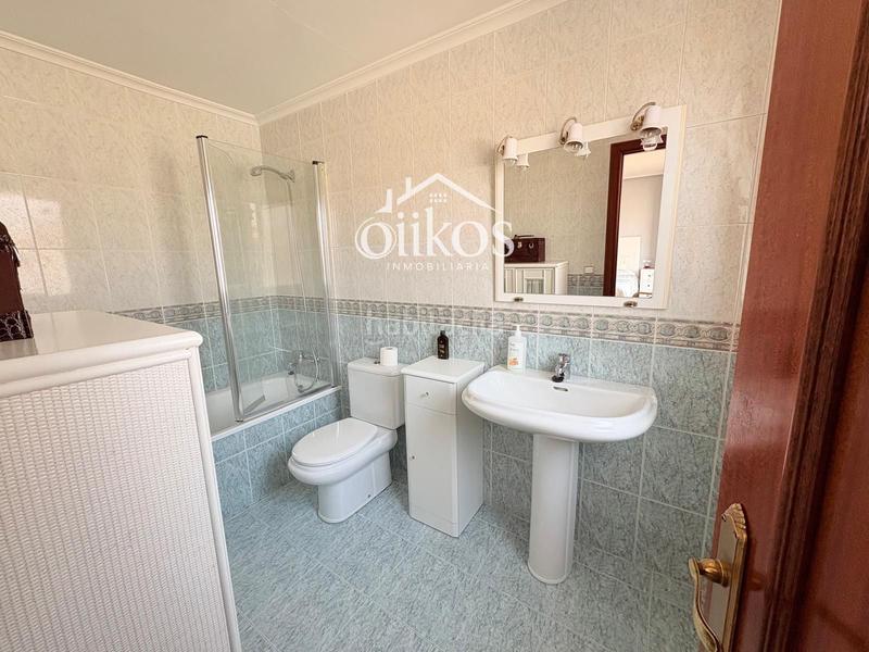 Foto 8c1de0a8-001f-4b9b-b56a-6102f1dda386. Casa a schiera con riscaldamento parcheggio in Cabrerizos