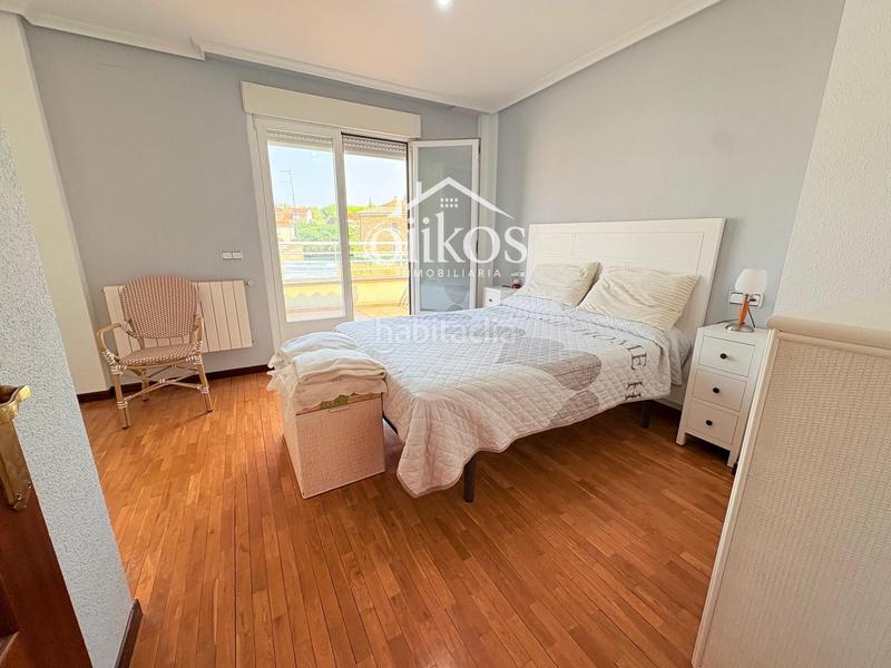 Foto c139e6cd-2eee-494b-90a9-d6b82f95ca41. Casa a schiera con riscaldamento parcheggio in Cabrerizos