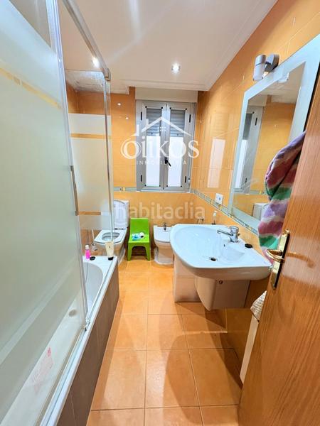 Foto 0443a399-67b9-4da5-ba69-70954d050bb4. Flat with heating in Carmelitas Salamanca