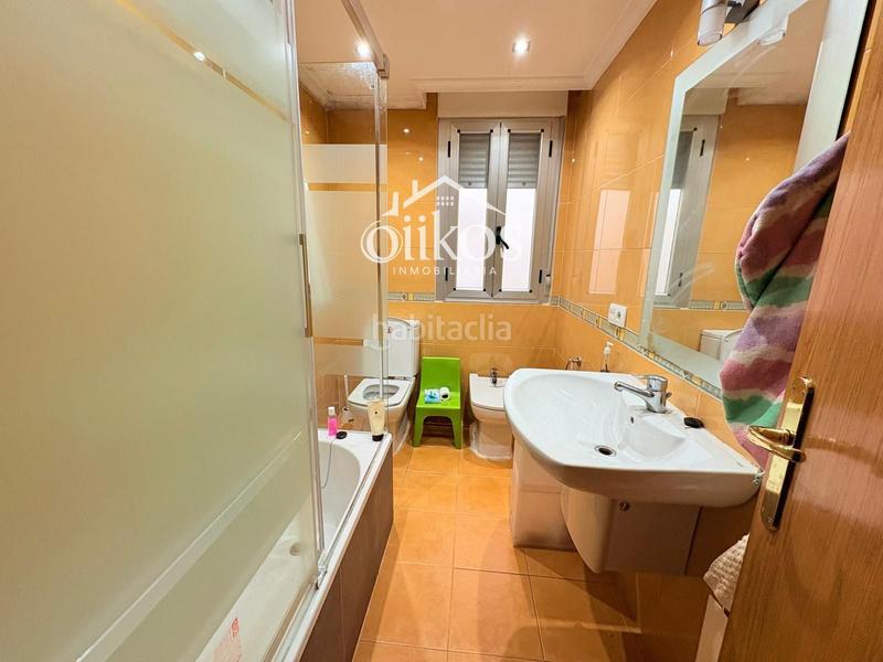 Foto 53097cde-e5cf-46b2-875e-24cf9438d653. Flat with heating in Carmelitas Salamanca