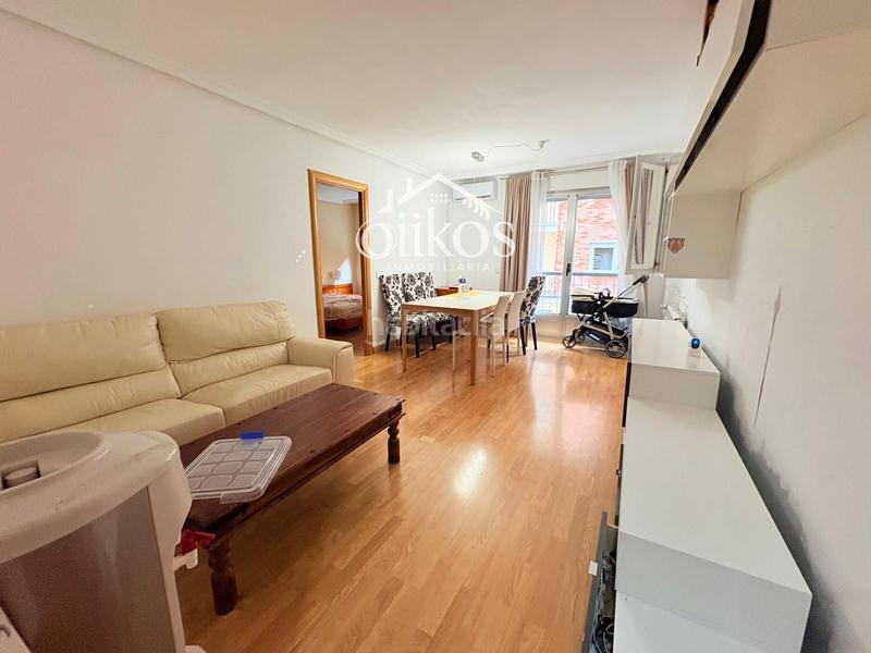 Foto 67ebbcd5-ae04-4f43-9edf-1fe1850c0042. Flat with heating in Carmelitas Salamanca