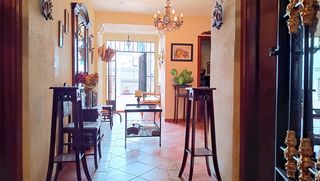 Casa bifamiliare  Calle san marcos. Se vende casa con patio y piscina en centro de mancha real