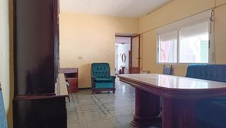 Casa  Calle marcos cubillo. Se vende casa con gran patio en mancha real