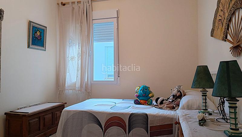 Foto b1dd442c-11cb-4cbe-b59d-374ca0ce209a. Piso  amueblado con ascensor, plaza de garaje y trastero en Pegalajar