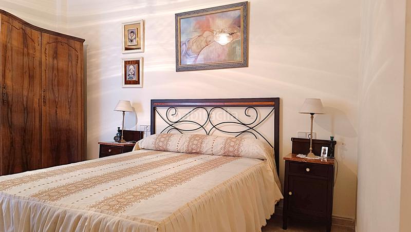 Foto bb9ea7c3-0a49-4845-a5cc-77c2903544db. Piso  amueblado con ascensor, plaza de garaje y trastero en Pegalajar