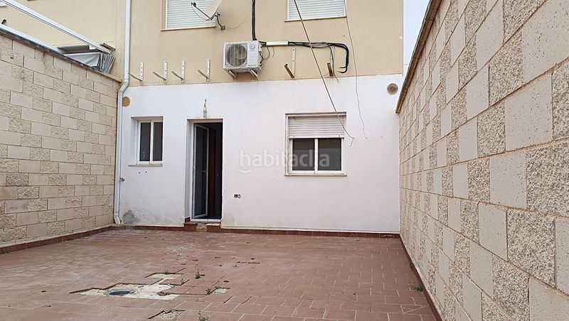 Foto 656b05d0-9cea-4d0c-989c-34a0e54fd81e. Casa adossada amb aparcament a Mancha Real