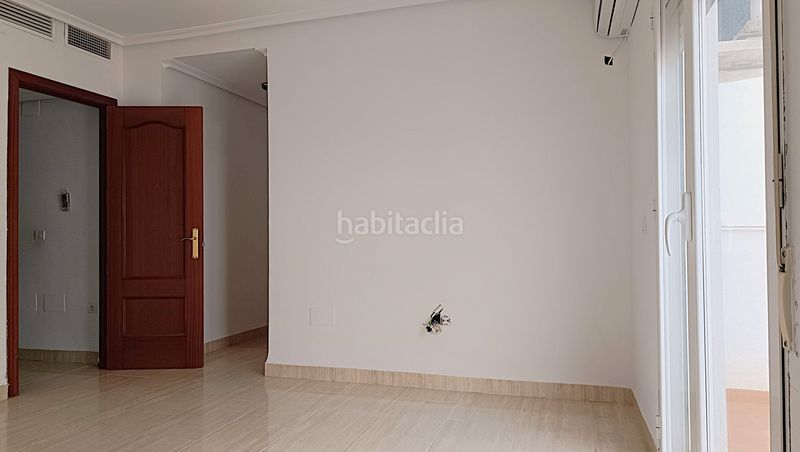 Foto 8b2fa88e-5715-4859-813f-e0f55df71d3a. Casa adossada amb aparcament a Mancha Real
