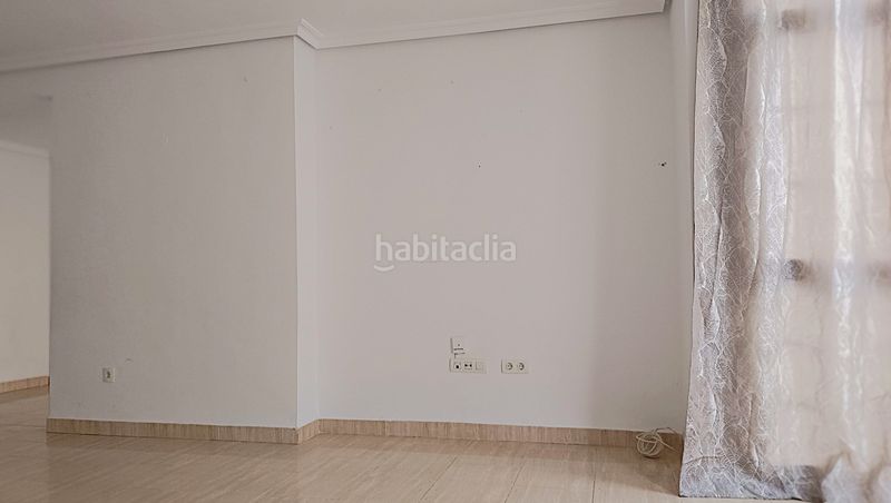 Foto cee0702b-6488-4d93-825e-c7ad1d62fbc8. Casa adossada amb aparcament a Mancha Real