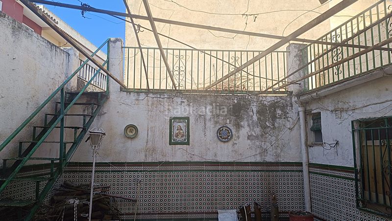 Foto 1657f219-c810-4a0e-b446-86721c04f1fc. Casa amb xemeneia aparcament a Mancha Real