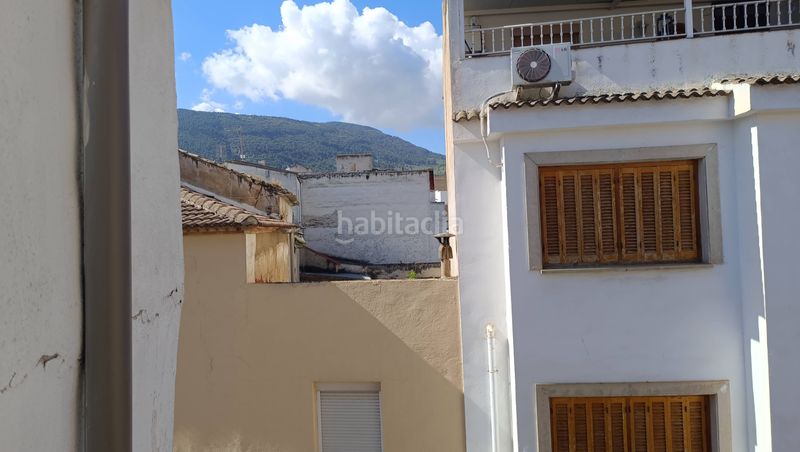 Foto 3bd3ed58-04b3-4f98-bb67-97121e5b269b. Casa amb xemeneia aparcament a Mancha Real