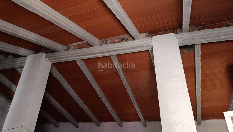 Foto d16d963a-89a0-4eb5-859b-9a288b7a6833. Casa amb xemeneia aparcament a Mancha Real