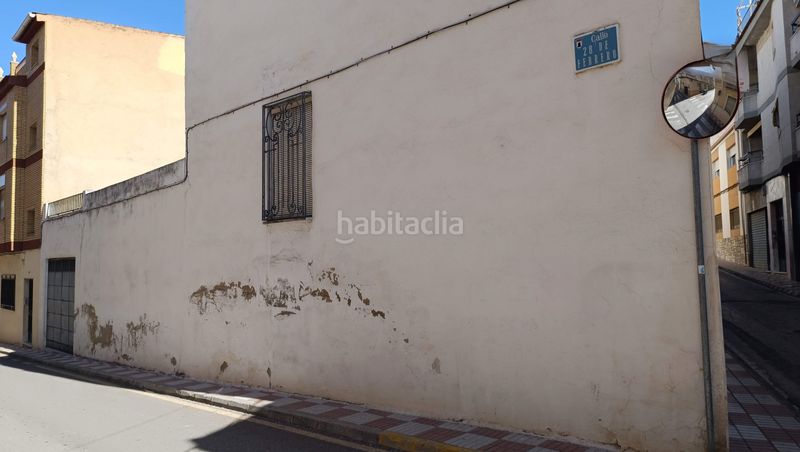 Foto f75c663b-d2b2-4a81-b72e-96617f3f07f8. Casa amb xemeneia aparcament a Mancha Real