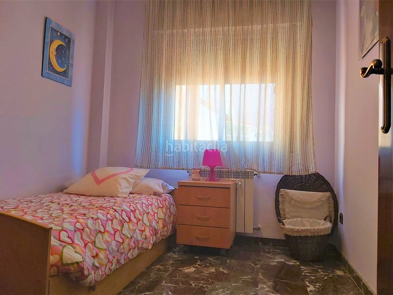Foto 18f0f97c-e35d-4d16-912f-e37fe8452893. Edificio se vende edificio con cochera y 2 pisos para entrar a vivir en Mancha Real