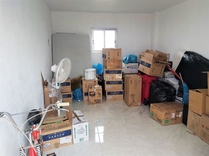 Foto a0777b5b-d6a3-4012-889a-5439315218a6. Edificio se vende edificio con cochera y 2 pisos para entrar a vivir en Mancha Real