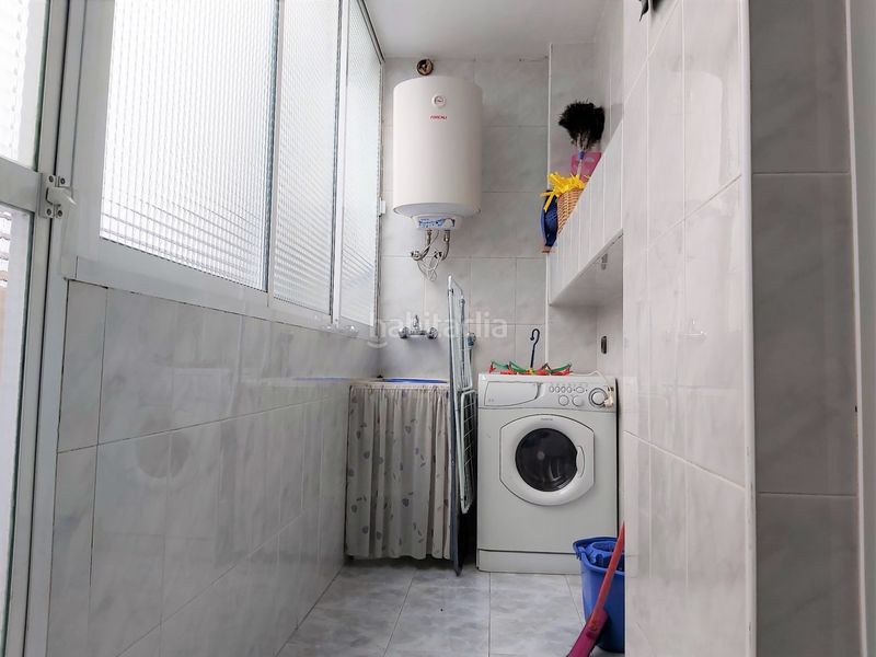 Foto ad4df3c7-b51a-451c-a1cb-ed8f3fa618d6. Edificio se vende edificio con cochera y 2 pisos para entrar a vivir en Mancha Real