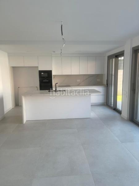 Foto 73092b9a-807b-46bd-9a3b-bedb09aa21f2. Maison jumelée 250m<sup>2</sup> dans carrer albert coma i estadella 14 dans Lleida