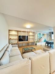 Location Appartement  Carrer d'aragó. Exclusivo piso muy amplio en rambla catalunya