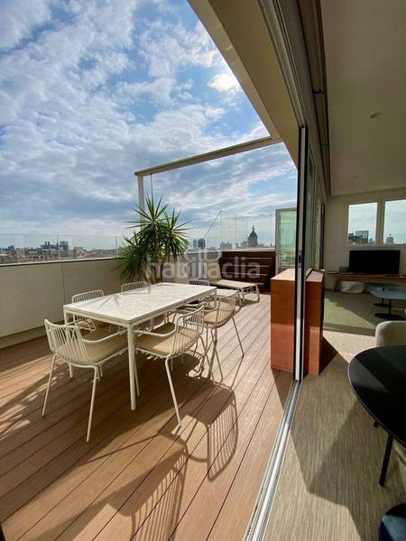 Foto cfde4587-4b37-4680-9268-2b49779ef550. Affitto attico con piscina in Dreta de l´Eixample Barcelona
