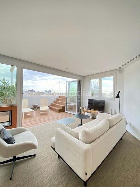 Foto 7788c104-0ecd-4a38-9438-6d3615ab542d. Location attique avec piscine dans Dreta de l´Eixample Barcelona