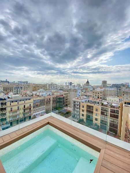 Foto bb496c01-60e5-45e3-85fe-deaf575c3c58. Location attique avec piscine dans Dreta de l´Eixample Barcelona