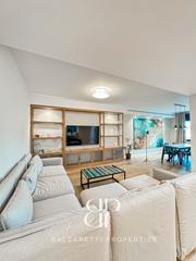 Location Appartement  Carrer d'aragó. Piso de 180m, 3 habitaciones dobles, ideal para compartir