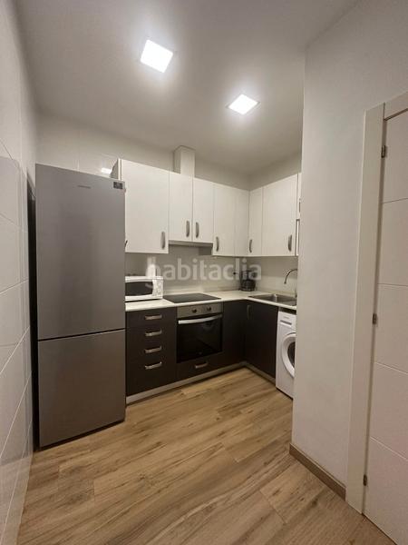 Foto 472f06a9-4f31-49ab-a4ea-3e1d1ccabbb4. Pis amb calefacció a Turó de la Peira Barcelona