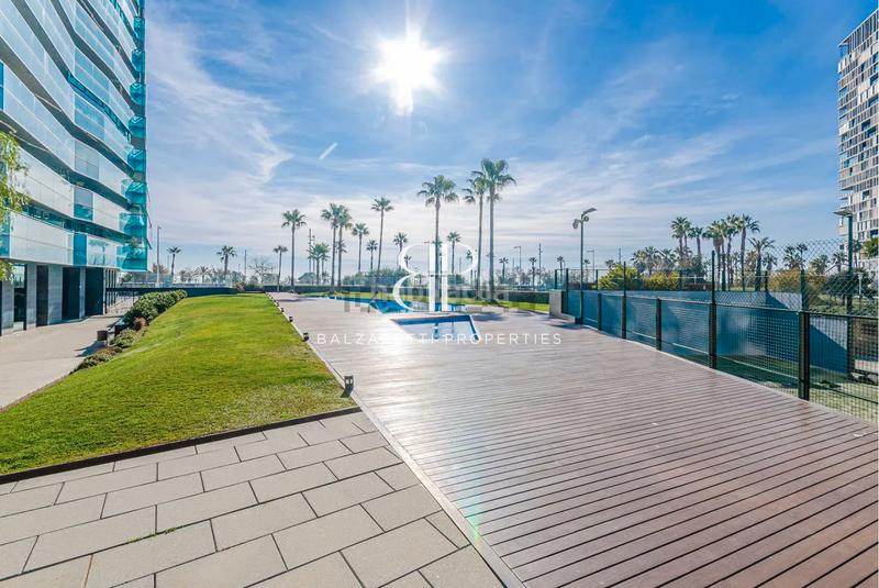 Foto 34df8501-1392-4821-ac80-98ed722db50a. Ático atico con piscina privada en zona inmejorable en Barcelona