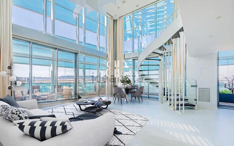 Foto 735bebac-49a8-472e-a515-08b45c731bab. Ático atico con piscina privada en zona inmejorable en Barcelona