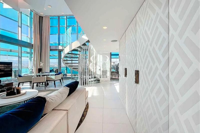 Foto 92751d53-f305-4441-9db9-42f9c83b7194. Ático atico con piscina privada en zona inmejorable en Barcelona