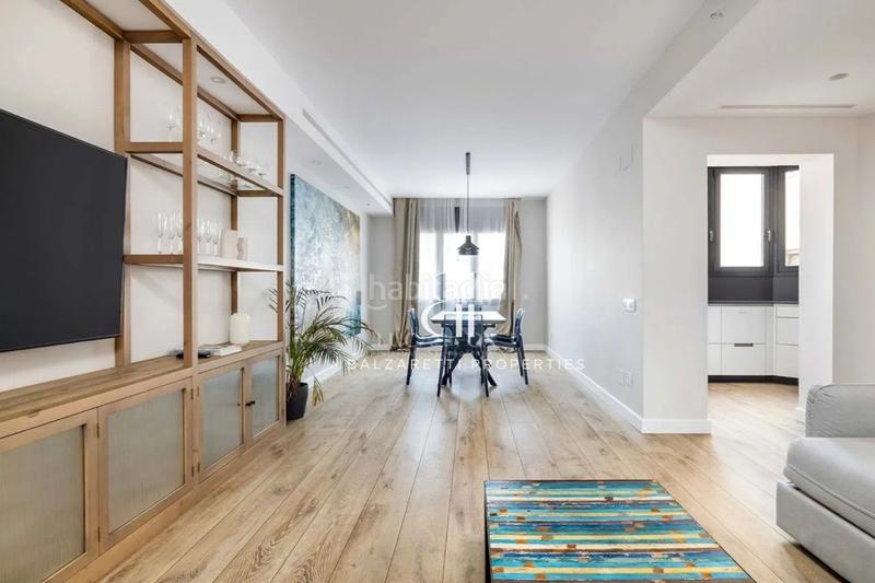 Foto 45171b9d-37ae-4304-a5a3-3f9149d00765. Alquiler piso amplio piso en rambla catalunya, totalmente exterior, 3 habitaciones en Barcelona