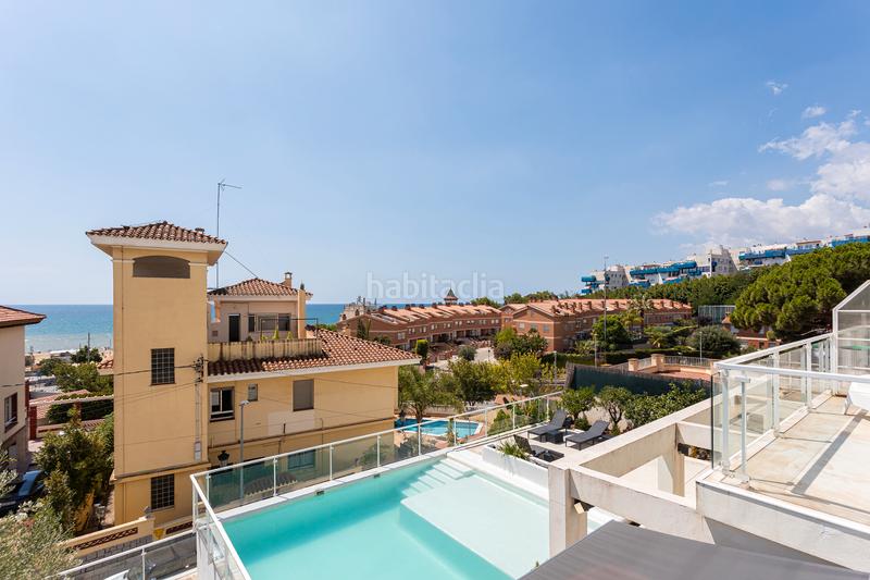 Foto 337c32e1-e901-4985-8bf8-29ddc1824ed5. Édifice dans Centre Masnou (El)