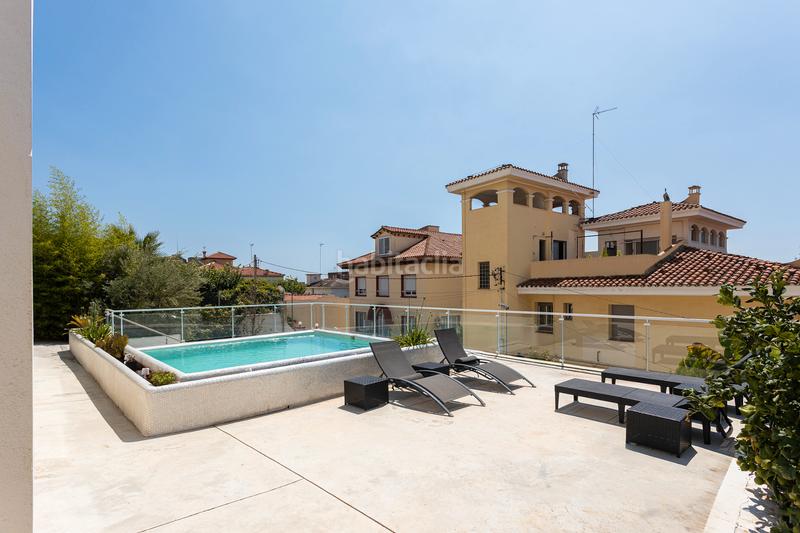 Foto 8cda0486-04a8-40ef-86f1-f97ab771f63a. Édifice dans Centre Masnou (El)