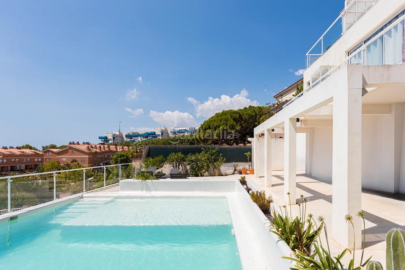 Foto ed4f12fe-da39-41c2-87c0-396b9d25d891. Édifice dans Centre Masnou (El)