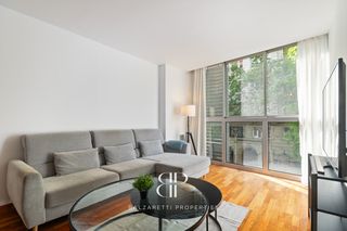 Flat in Carrer de sepúlveda 100