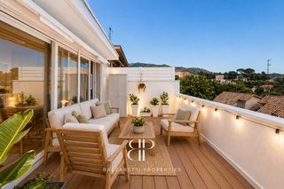 Chalet  Avinguda joan garí 1. Casa con vistas al mar, montaña y pueblo