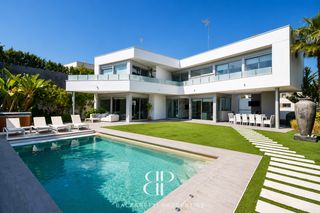 Chalet in Vallveric. Impresionante villa en vallveric