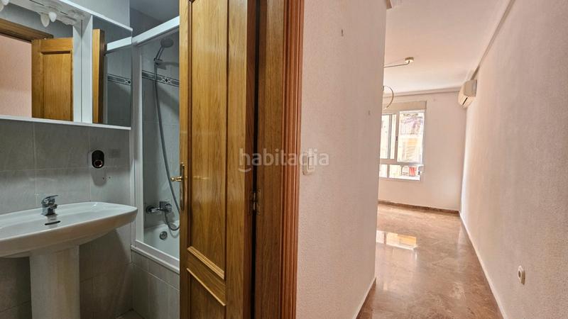 Foto 33a0ea1f-e6a2-4234-a81e-590e22dd73f2. Flat with heating parking pool in Campoamor Alicante