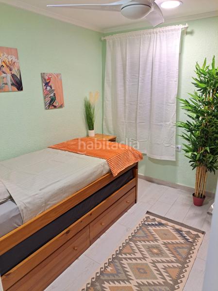 Foto d0e2baff-bbee-48be-8d52-183da42ba054. Rent flat with heating in Playa Levante Santa Pola