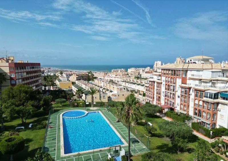Foto fc465fd0-1cde-43aa-8a39-4963caa30c36. Apartamento en Torreblanca Torrevieja