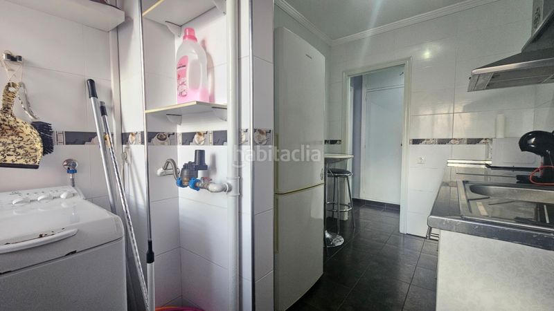 Foto ee4f33ba-34a0-4f7a-879c-b2df5637ebf0. Apartament amb calefacció a Barrio del Centro Alicante