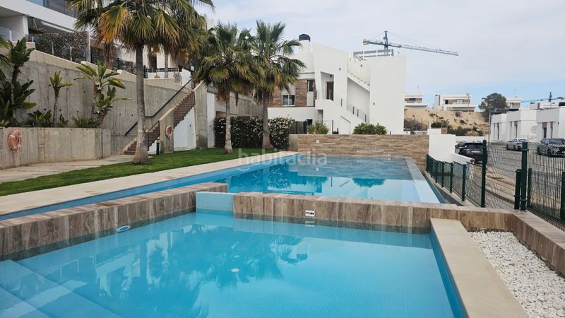 Foto b3d1d286-97e6-4295-909e-af1b67cdaf7e. Lloguer àtic amb calefacció aparcament piscina a Finestrat