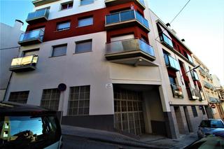 Parking voiture à Barcelona 27-29. Garaje en venta