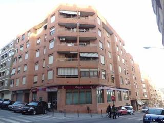 Aparcament cotxe a Pio xii 46. Garaje en venta
