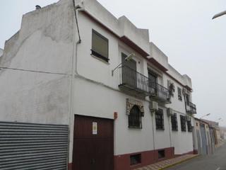 Aparcament cotxe a Maria cristina 8. Garaje en venta