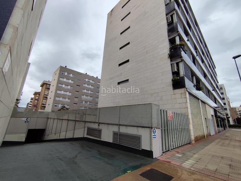 Foto a6d17ab2-72a0-495e-9034-2c6c0a7e6f80. Aparcament cotxe a zaragoza 1 a Los Lirios Logroño