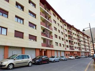 Aparcament cotxe a Errota 6-8-10. Garaje en venta