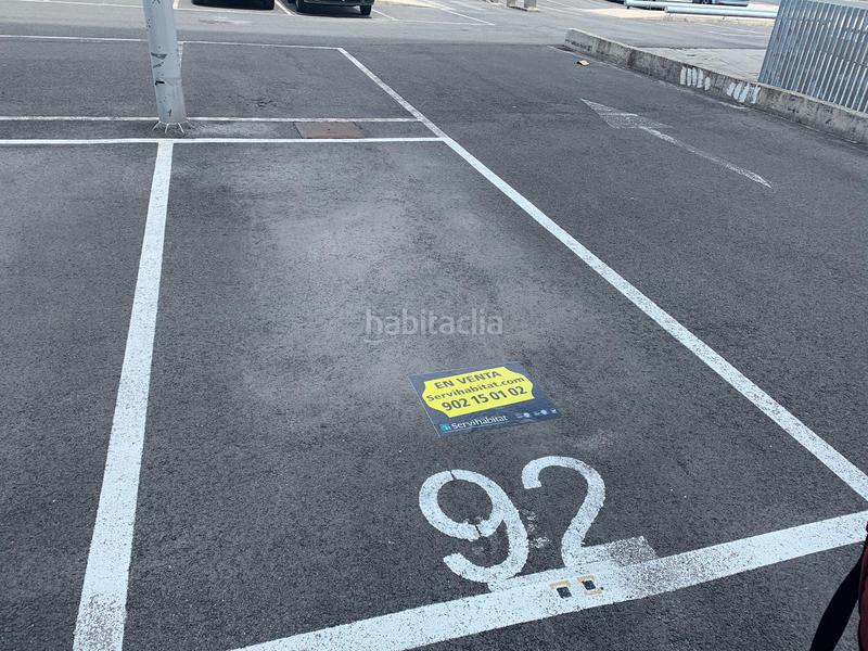 Foto 055a55ed-914b-43ff-8c28-bc997392d44e. Parking coche en portal de gamarra 1 garaje en venta en Vitoria - Gasteiz