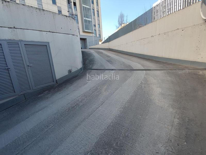 Foto 0b34eccd-fcb5-453a-a8fe-bf0a436de040. Parking voiture dans reina sofia 13-17 dans Zabalgana Vitoria - Gasteiz